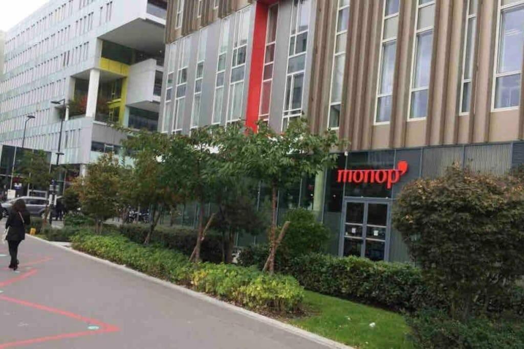 Flora2 Apartment Saint-Denis  Ngoại thất bức ảnh